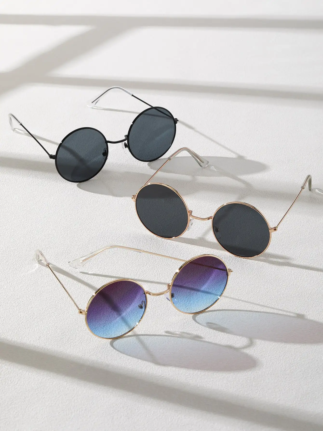 ���ϼ��� ���� ������ ��Ƽ�� Ŭ���� Y2K ���۶�, �߿� �ϻ� ��Ȱ ���� �ް� �׼�����, 4 ��