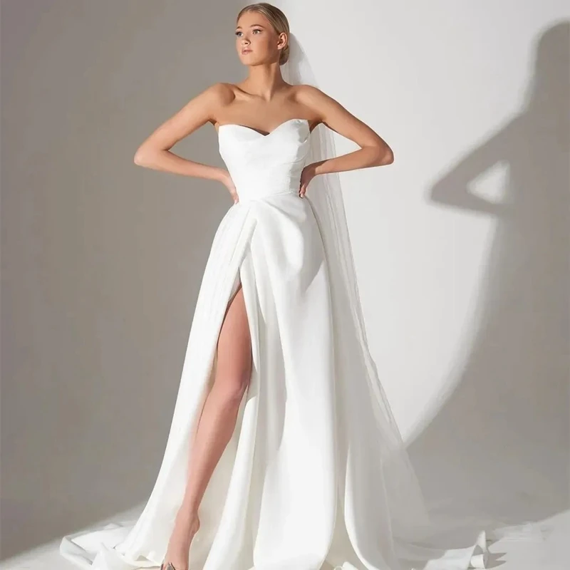 Maßgeschneiderte schlichte Satin-Brautkleider ärmellos, rückenfrei mit hohem Schlitz für Damen 2026, Schleppe, Brautkleider, Vestidos de Novia – Detail 3