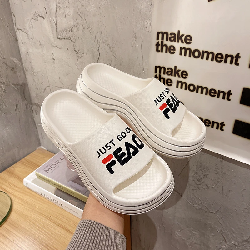 chanclas mujer chanclas verano mujer chanclas hombre zapatillas casa Sandalia Nuvem zapatillas baño de mujer, chanclas antideslizantes de fondo suave, sandalias de playa informales cómodas y ligeras, nuevas| | -