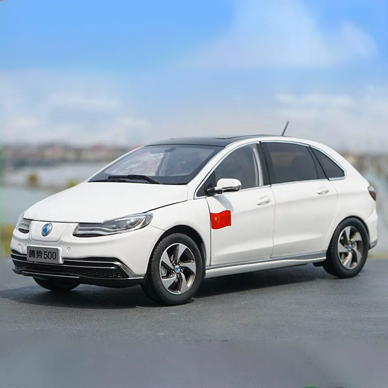 

Модель автомобиля из металлического сплава 1:18 BYD модельный ряд внедорожника Коллекционная модель дисплея настольная модель Украшение микромодель подарок для взрослых