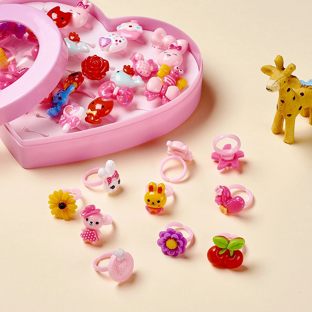 Детские колечки для девочек. Кольцо детское. Кольцо с сердечком. Кольцо с сердечком. Детские колечки с сердечками.