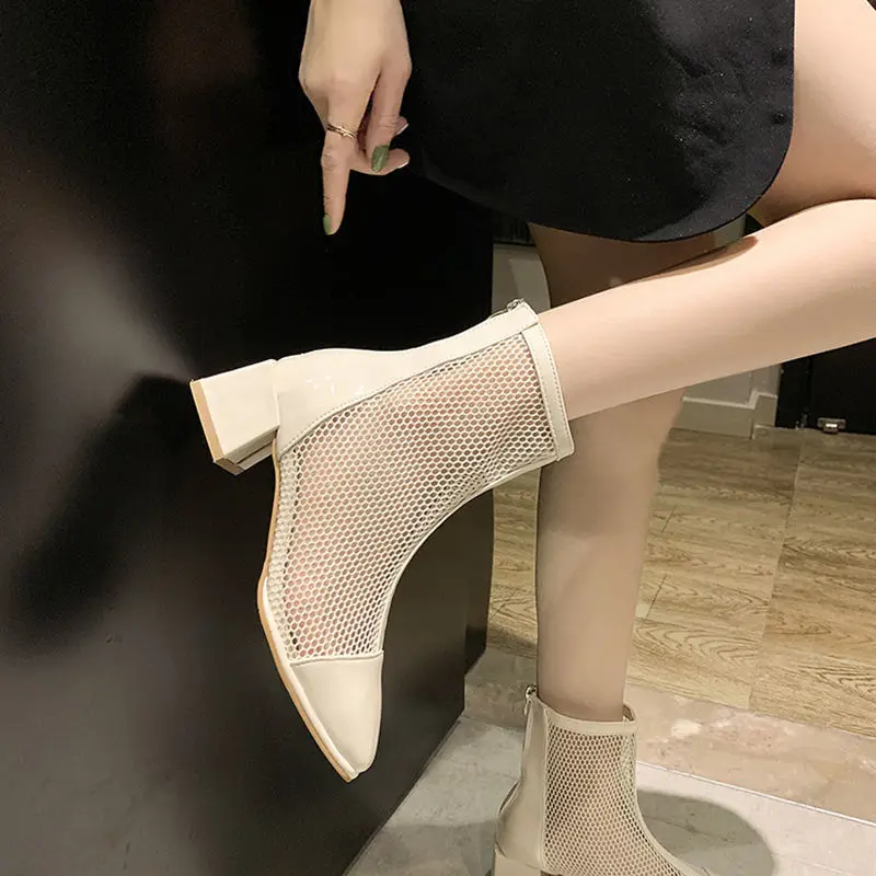 Fashion Chelsea Boots Women All-match Casual Ankle Boots Woman Shoes Platform Ladies Modern Boots Summer Breathable Classics