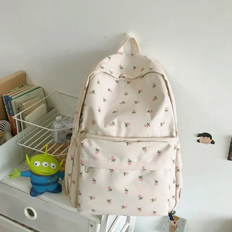 

2024 High Quality New Women's Fashion Backpack Zipper Waterproof Nylon Backpack Youth Large Capacity Student backpack