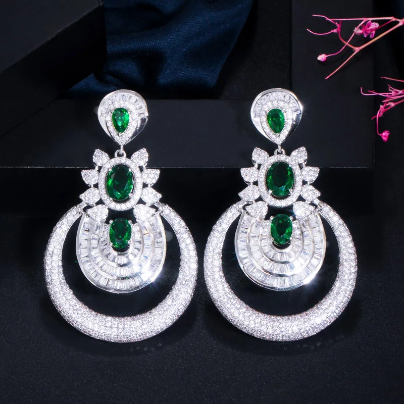 CWWZircons Luxury Dubai Gold Plated Vintage Costume Jewelry Green CZ Long Big Drop Wedding Party Earrings for Women CZ457