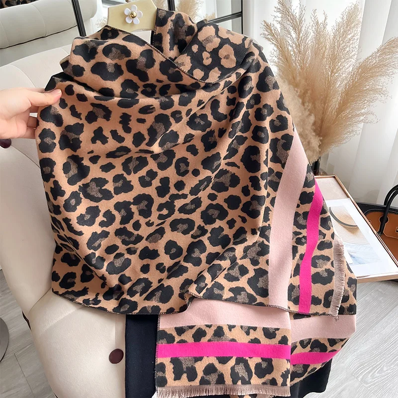 Sciarpa Leopardata Donna Invernale 185x70 Cm - Morbida E Calda Con Frange - Stampa Animalier, Regalo Natale - 3