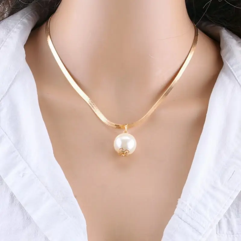 Se234bc55c6824827af4d9415a85caafaG 2PCS Gold-color Necklace Hip Hop Style Baroque Faux Pearls Head Square Pendant Jewelry Mallzona