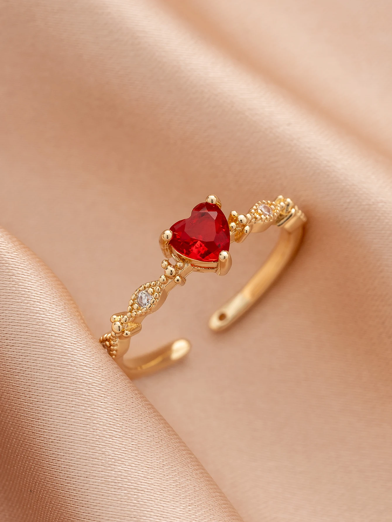 Exquisite Ring Fashion Jewelry for Women