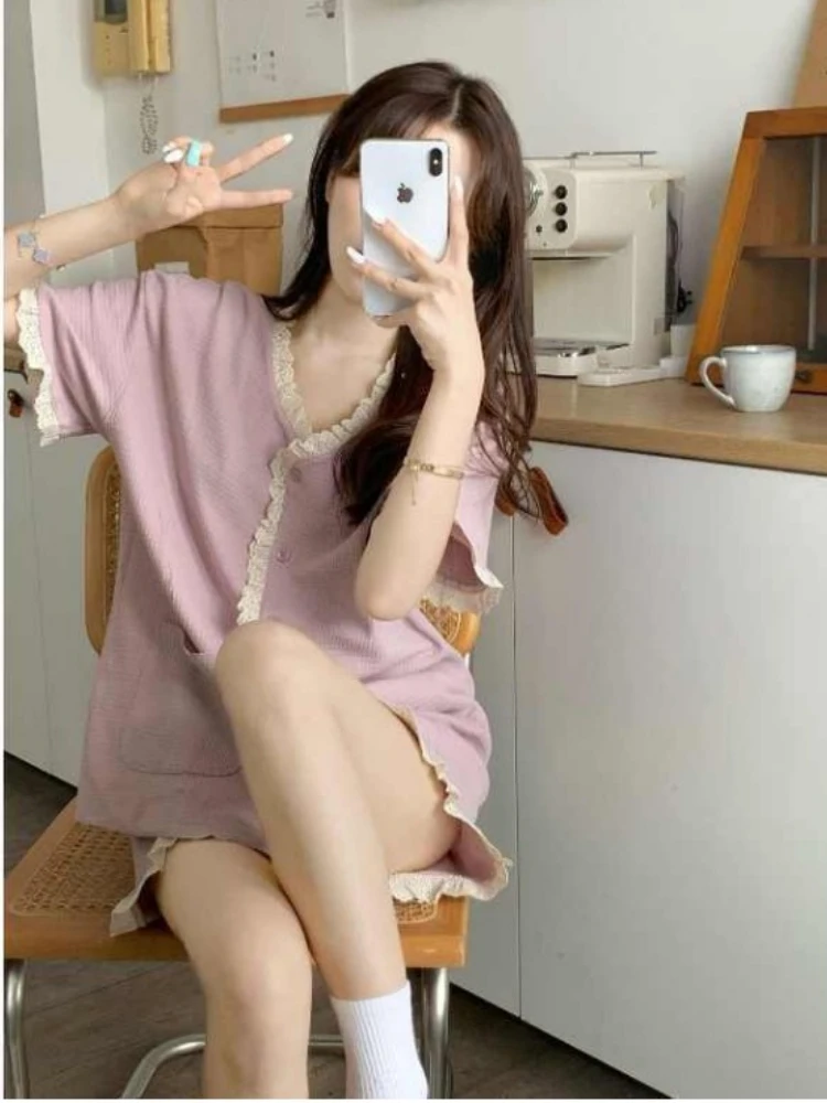 Рисунок 4 - Кружевная женская пижама Y2k