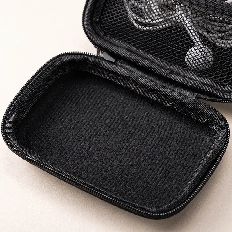 Compact Grey Digital Accessory Storage Bag - Shockproof Protective Case for Headphones, Chargers & Cables