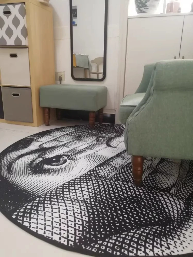 Round Living Room Carpet Nordic Art Face Bedroom Bedside Rug Creative Large Area Home Cloakroom Velvet Floor Mat Ковер Tapis 러그