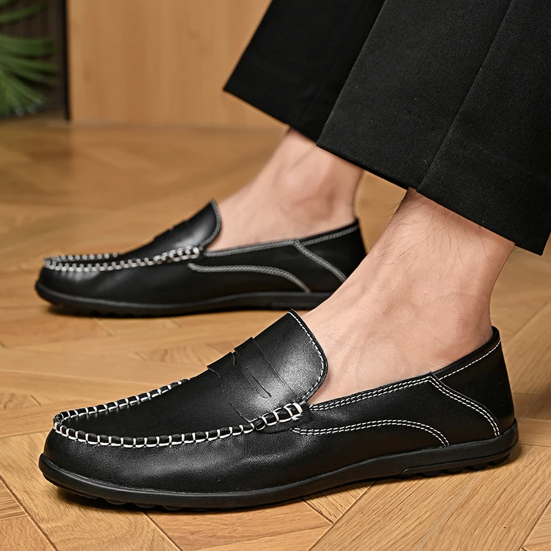 Leather shoes Shoes for Men Autumn Flat Leather Shoes Lightweight British Fashion Trend Brand Driving Business Men's
