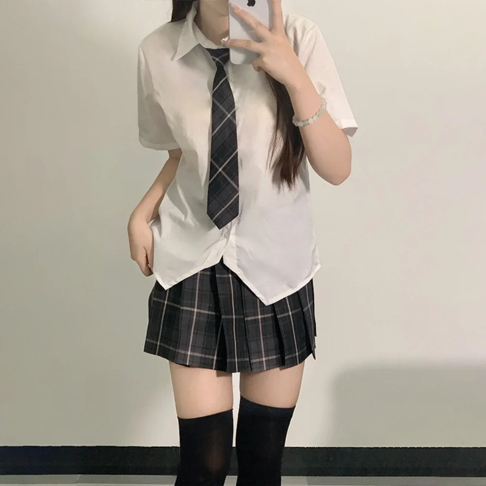 제복