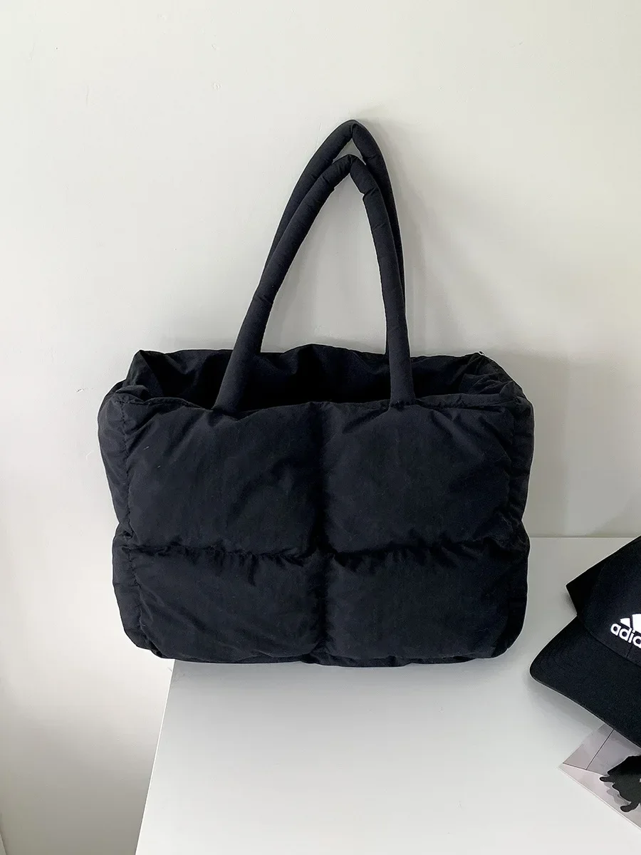Borsa A Tracolla Trapuntata Invernale Per Donna – Leggera In Cotone Imbottito, Grande Capacità 34x23x17 Cm