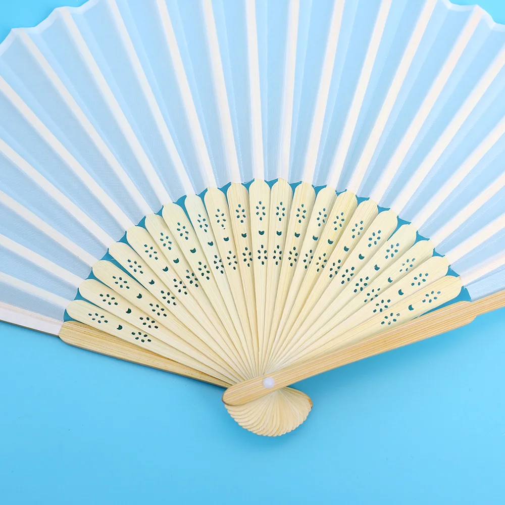 Folding Fan 20 /80 PCS Personalized Engraved White Folding Silk Hand Fan with Gift bag Wedding & mariage abanicos para boda