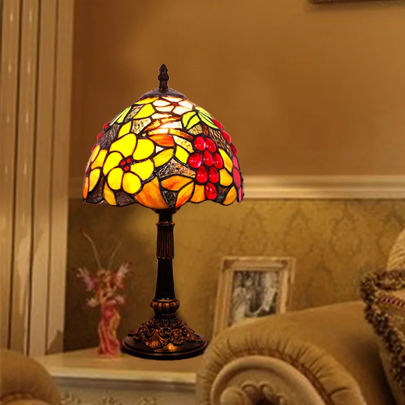 

European-Style Retro Bedroom Bedside Lamp Study Decorative Lamp Coffee Shop Creative Grape Flower Table Lamp