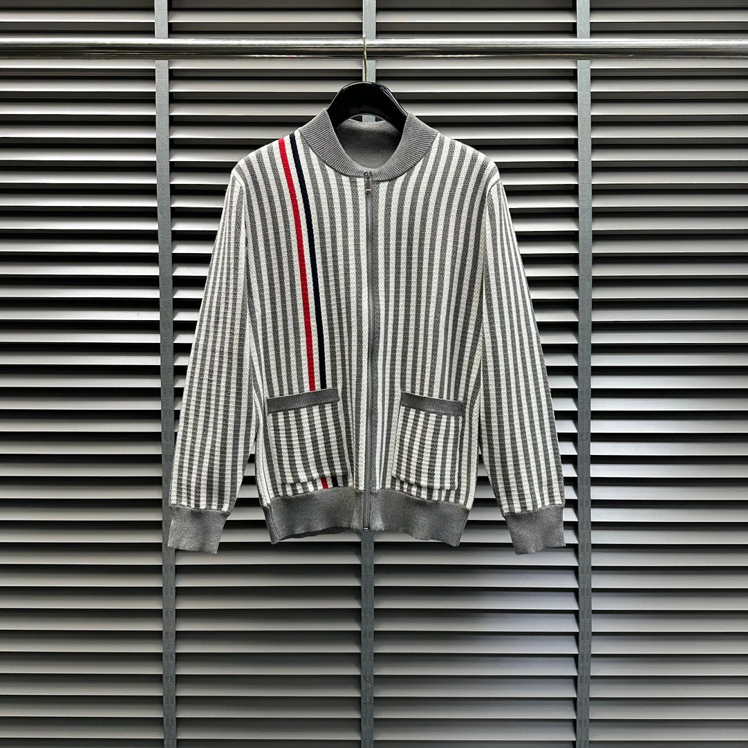

Men's Knitwear Sweater Autumn Winter Classic zipper Top's Diagonal Stripe Tricolor Luxury Casual High Quality Women's Cardigan