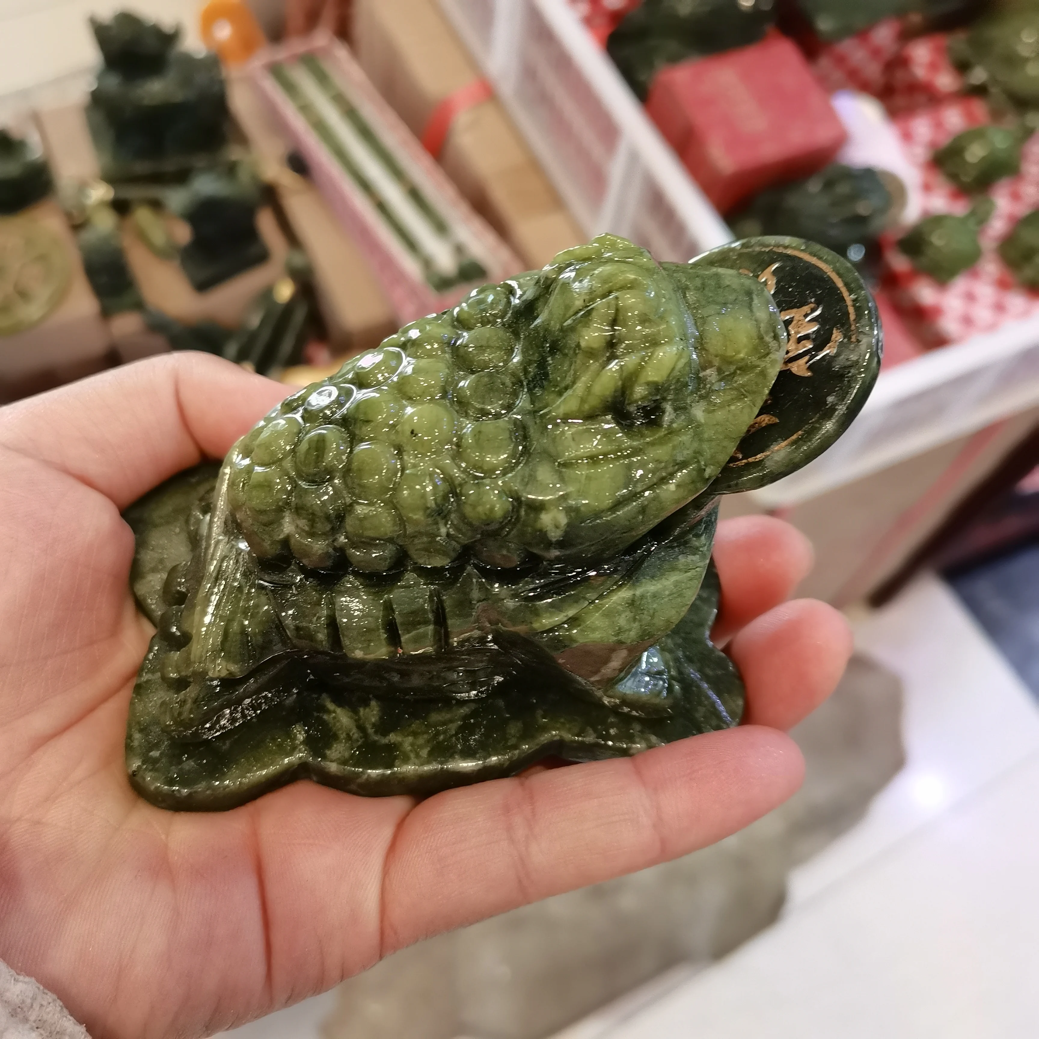 翡翠 彫刻 動物装飾付き 天然石,翡翠の彫刻が施された中国の翡翠の彫刻が施された装飾品