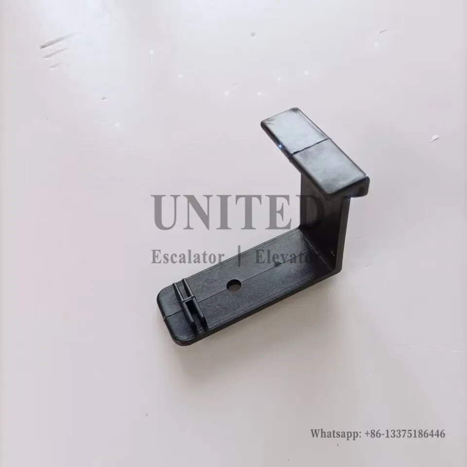 10pcs FAA370B1 Elevator Door Skate Parts Black L-Shaped Bracket For AT120