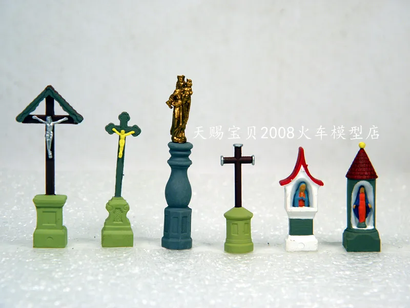 

HO 1/87 Scale Sand Table Scene Micro Shot Cross Prayer