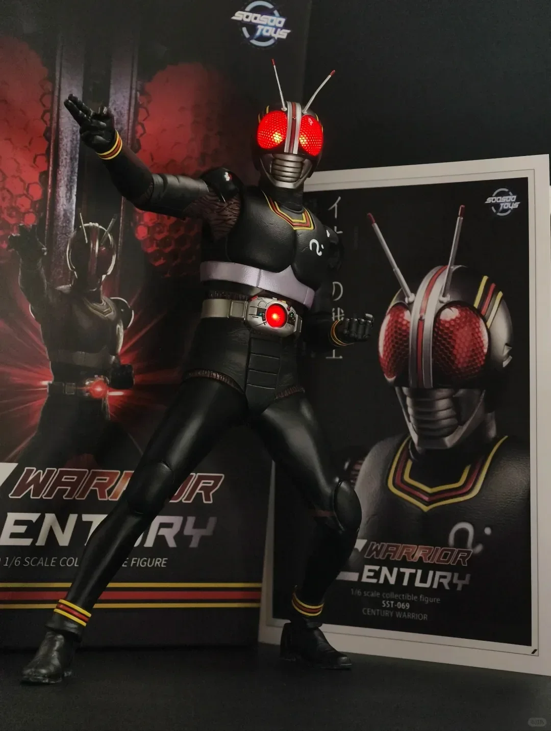 SOOSOOTOYS Black Locust Warrior BLACK 1/6 Action Figure SST069