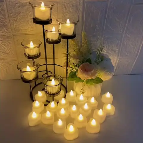 Acquista Candele a LED senza fiamma Simulazione della luce Candela acrilica Matrimonio Lampada a candela romantica con decorazioni per la casa di Natale a batteria in Italia a partire da 2.57