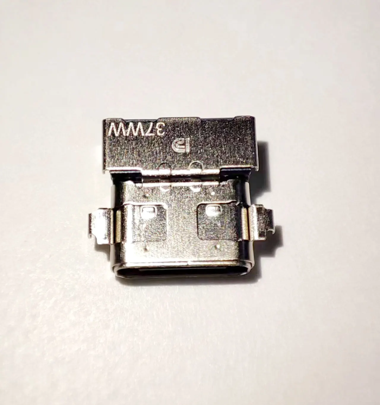 Рисунок 5 - Новый разъем для зарядного устройства