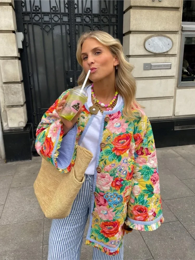 

Women's Printed Warm Quilted Jacket, Elegant Long Sleeve, Flared Sleeve, Patchwork Color, Cotton-Padded Jacket, 2023