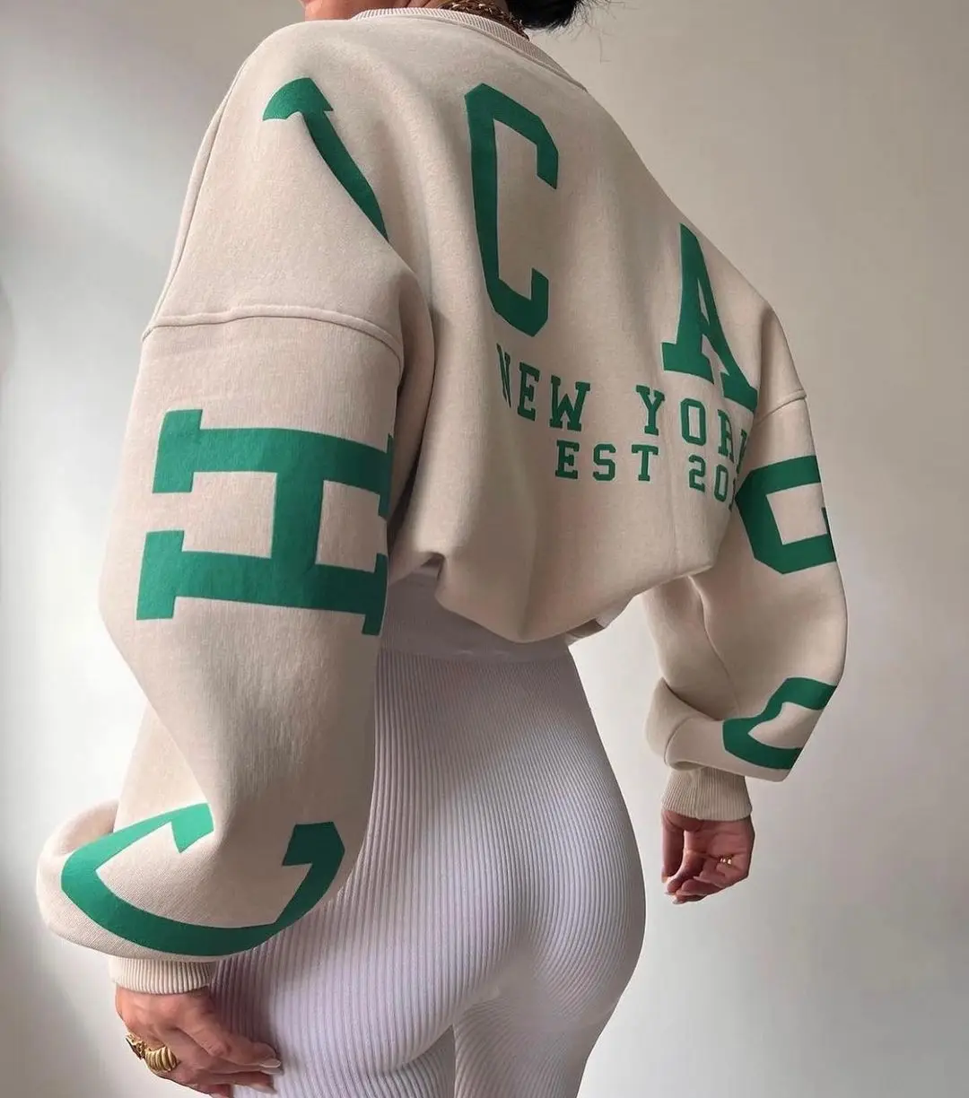 Moletom Feminino Listrado Oversized - Gola Redonda Manga Comprida Estilo Y2K