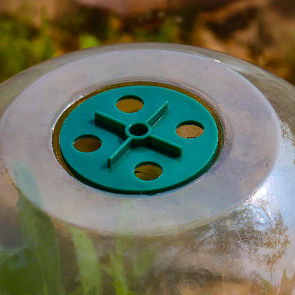 5-Greenhouse-Garden-Plant-Sprout-Guards-for-Frost-Protection-Plus-10-Gardening-Wood-Labels-and-1.jpg 5 Üvegházhatású Kerti Növényi Csírák A Fagyvédelemhez, Plusz 10 Kertészeti Fa Címkék És 1 Marker Toll Újra Felhasználhatók - Image 4