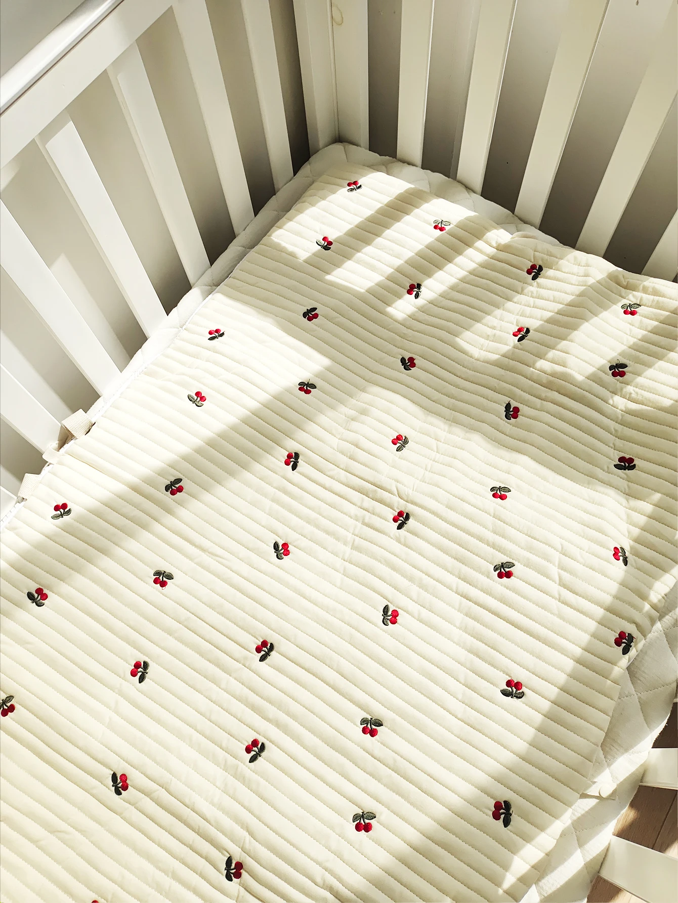 Baby Napping Pad Newborn Baby Embroidered Cotton Breathable Napping Pad Folding Portable Mattress