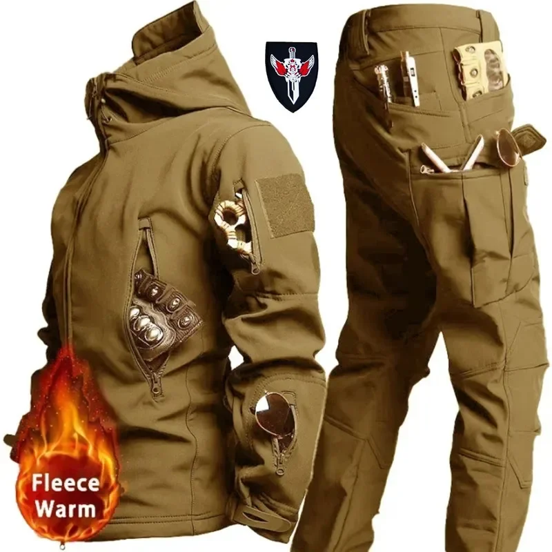 Low Price Sale of Men's Outdoor New Soft Shell Waterproof and Cut Resistant Thick Wool Fleece Multi Pocket Tactical Set 2
