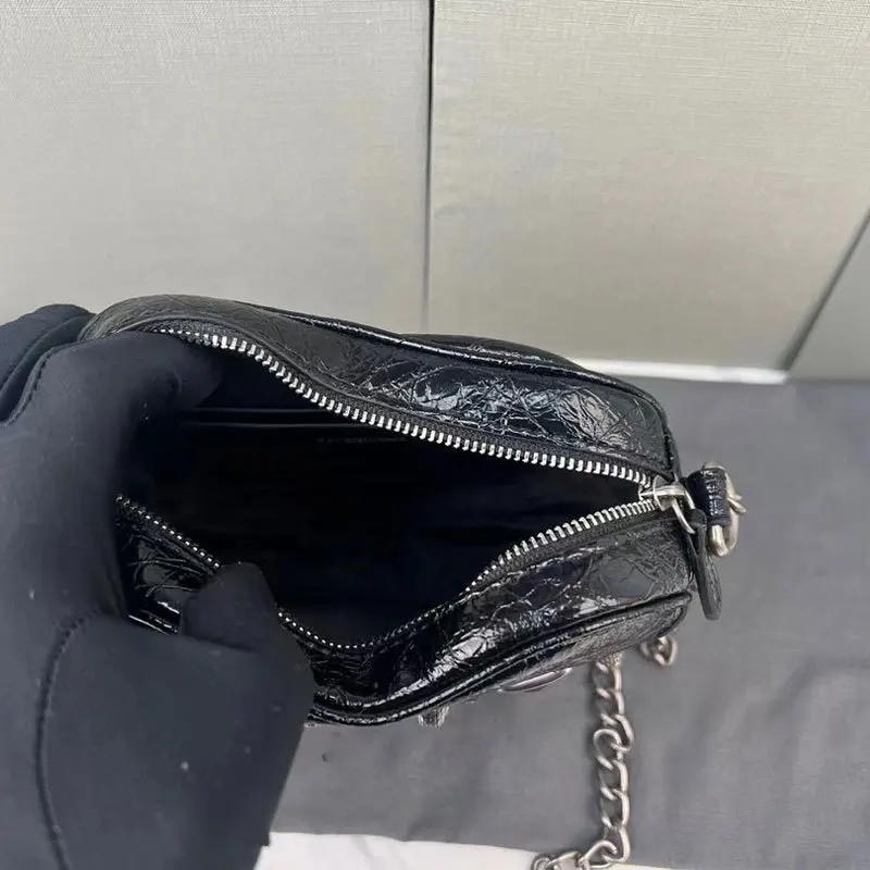 Se26a9634c71a4c30b1f8d5f167d7e72b9