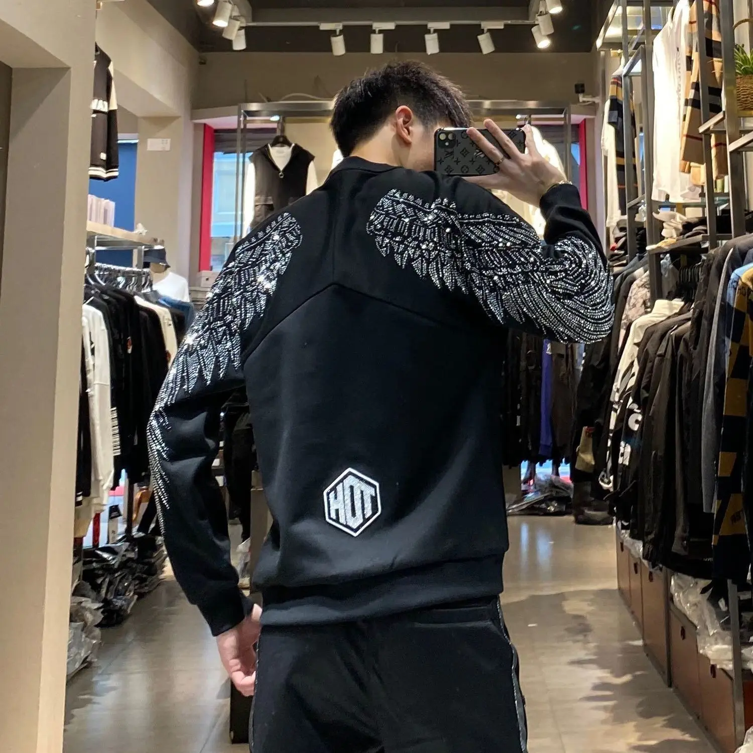 

Мужской свитер с длинным рукавом, с круглым вырезом и вышивкой