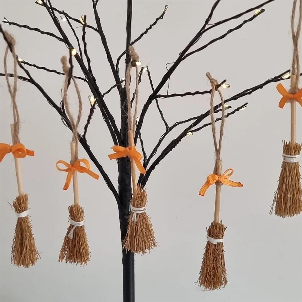 5 Stück Halloween-Besenstäbchen zum Aufhängen – Süßes oder Saures-Requisiten- und Baumdekoration, gruselige Halloween-Geschenk- und Feiertagsdekoration