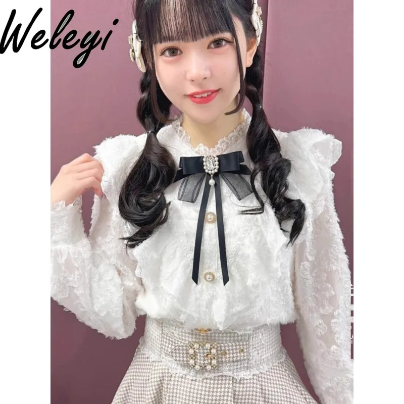 Sweet Japanese Black Lolita Poleras Tops Girly Style Fashion Spring and Summer Trendy Unique Cute V Shaped Pleated Feather Shirt