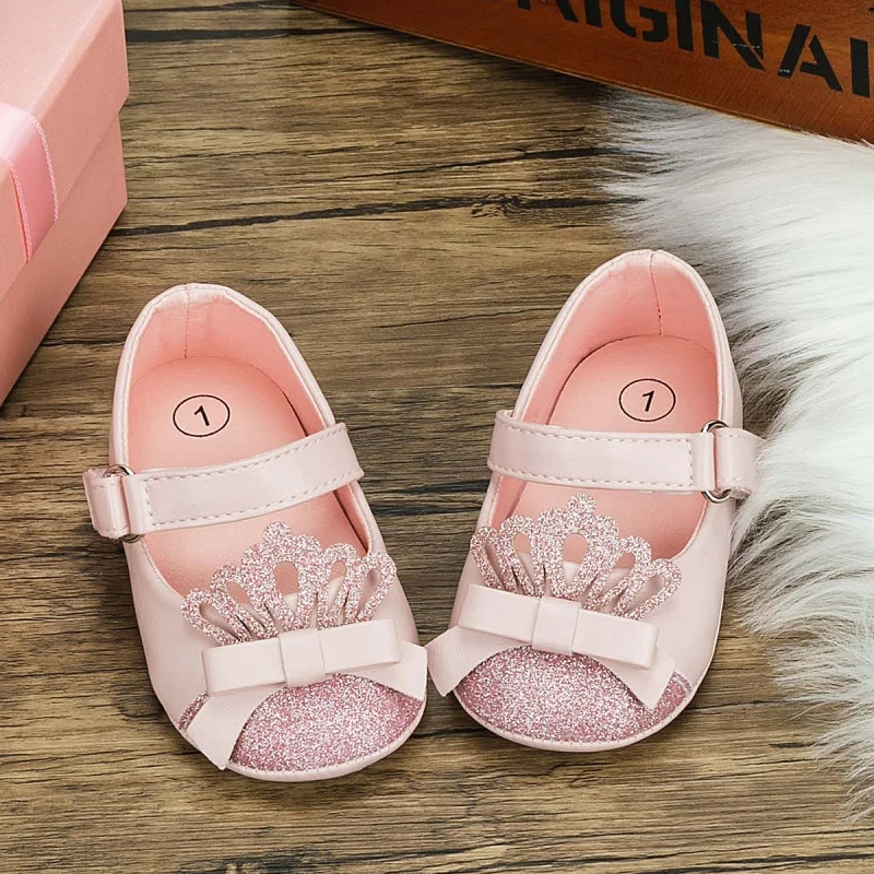 Baby Girl Princess Shoes Sweet Bow Sequin Crown Shallow Leather Shoes High Quality Soft Sole Non-Slip First Walkers Wedding Shoe
