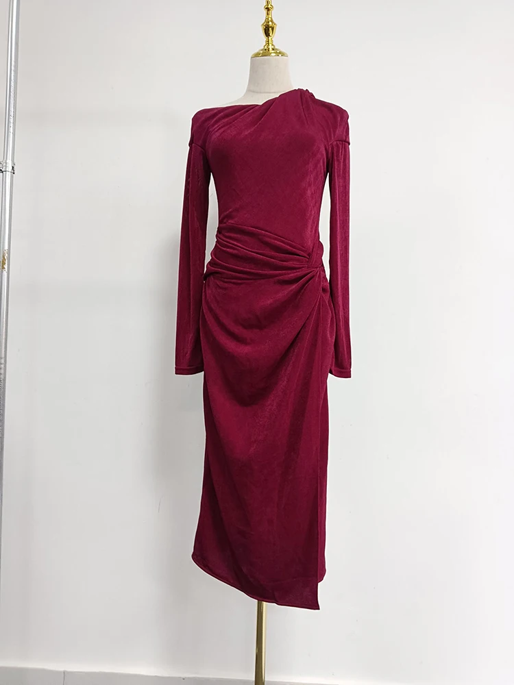 Рисунок 5 - Женское платье с длинным рукавом TWOTWINSTYLE