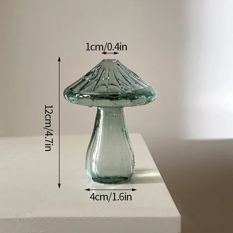 Artistic Mushroom Glass Vase for Hydroponic Plants and Aromatherapy Decor
