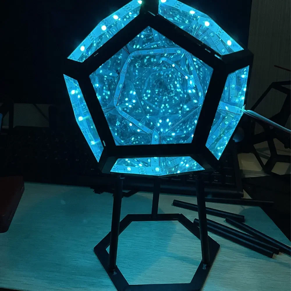 

Creative Cool Space Infinite Dodecahedron LED Night Light Adjustable Color Furniture Decoration Atmosphere Lamp Birthday Gift