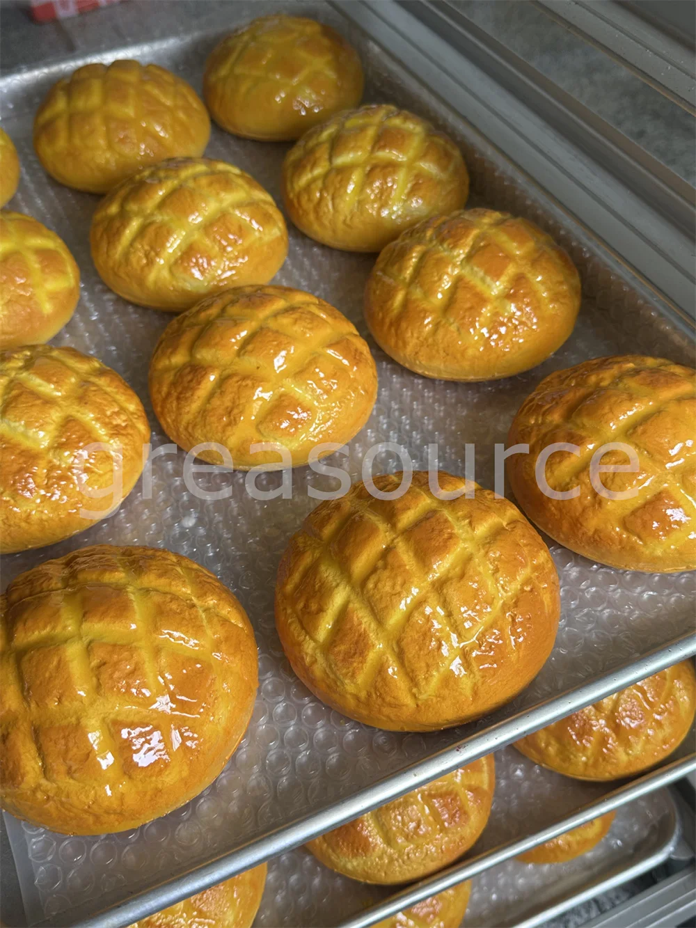 2 stücke Original Squishy Brötchen Butter Gold Spielzeug Ananas Brötchen Hause Gedämpftes Brot Pu Spaß Modell Set Weihnachten Tag geschenk Echte Klebrige Nette – Detail 1
