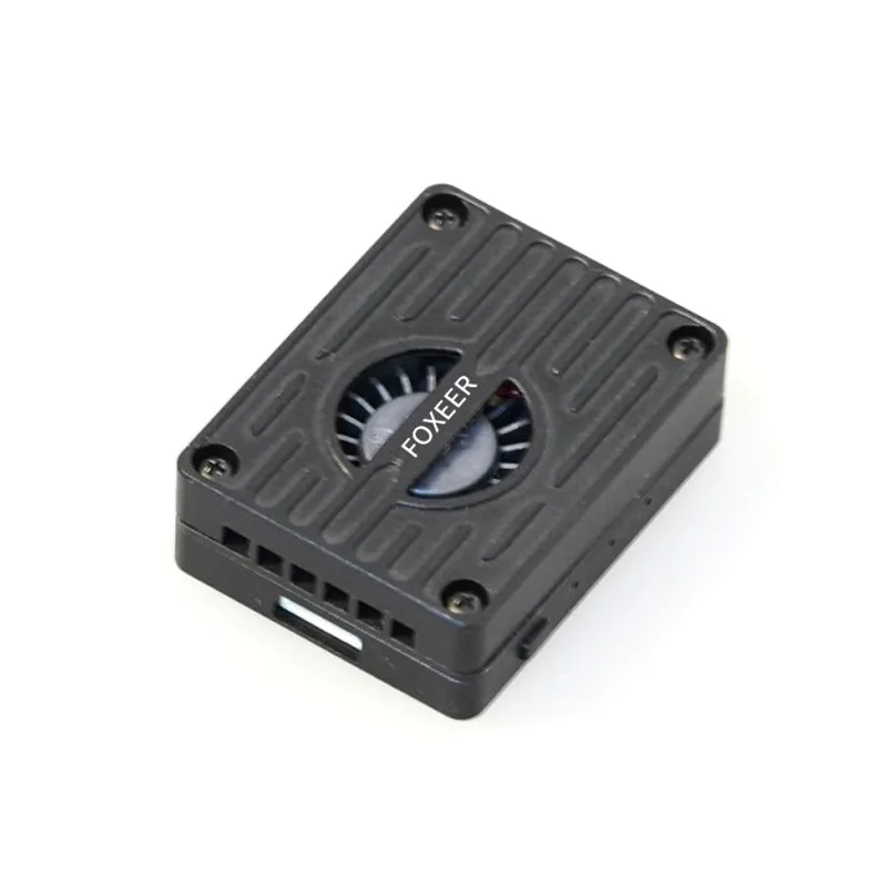 Vue arrière de l'émetteur vidéo pour drone FPV avec dissipateur thermique et ports de câblage
