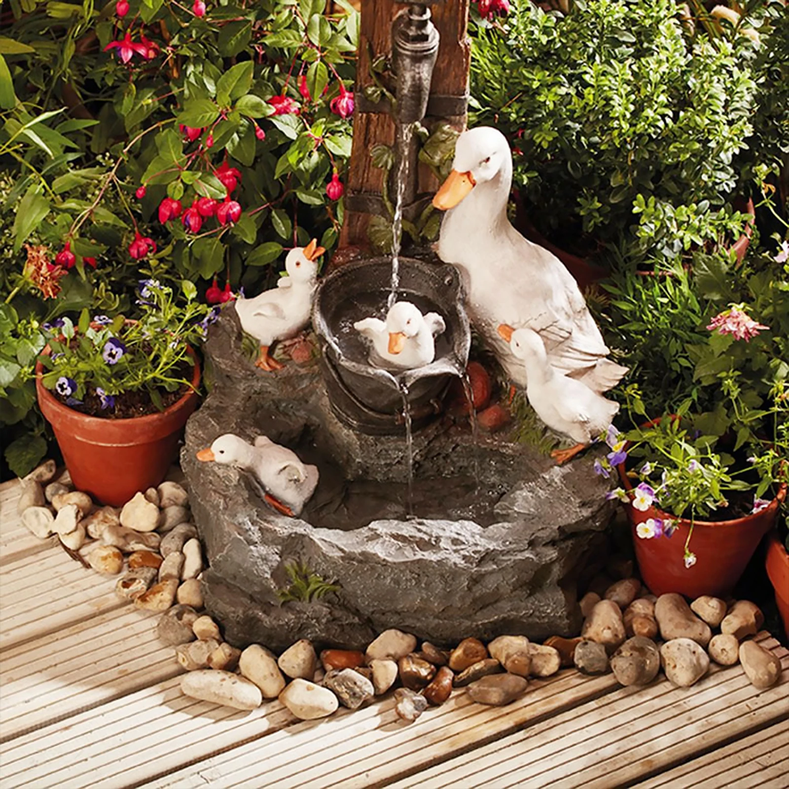 Duck /Squirrel Fountain Ornament Water Fountain Duck Statue Landscaping Decor with Light Water Fountain Squirrel Statue for Lawn