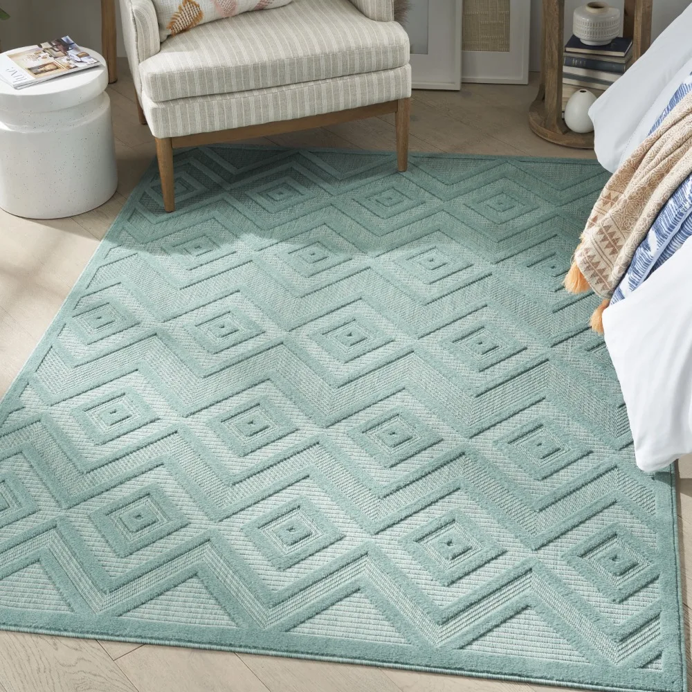 

Versatile Indoor/Outdoor Aqua/Teal 5' x 7' Area Rug, (5x7)