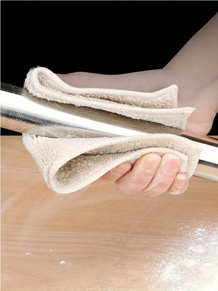 Description Picture 3 of itemStainless Steel Rolling Pin Baking Bread Pastry Roller Non-stick Baking Tool Cooking Pizza Cookie Cannoli Tubes Kitchen Utensils
