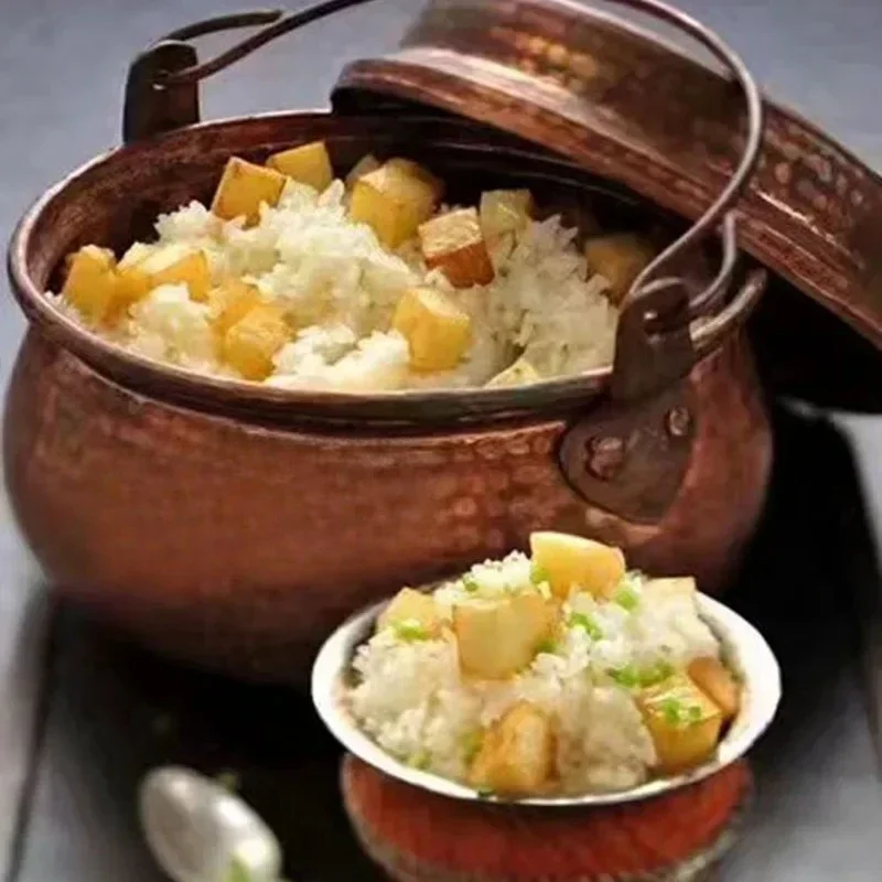 Traditional Cooking Pot for Stews and Soups, Classic Kitchenware, Rice and Hot Pot