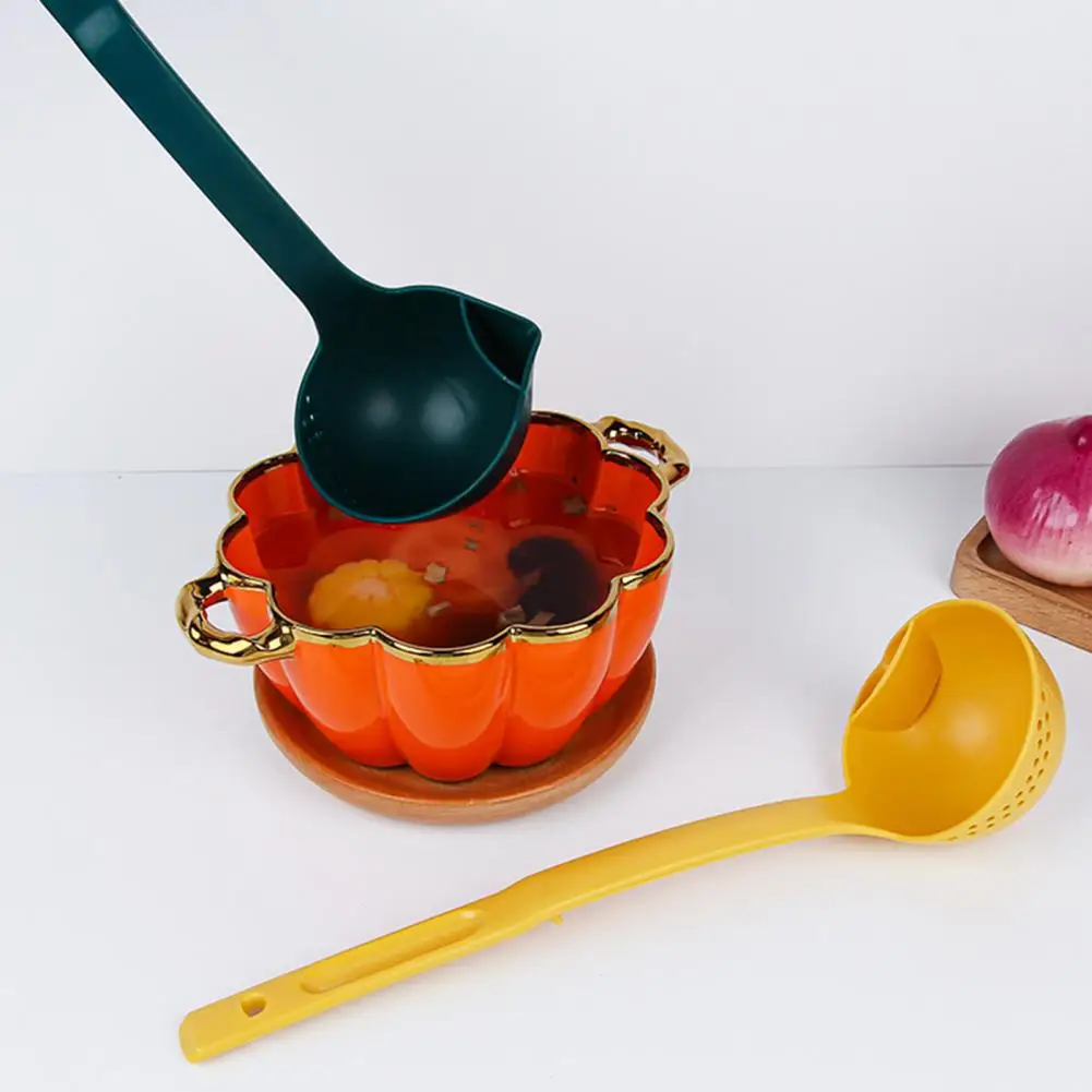 Oil-separating Spoon Oil Filter Spoon Oil-separating Hot Pot with Long Handle for Safe Cooking for Kitchen