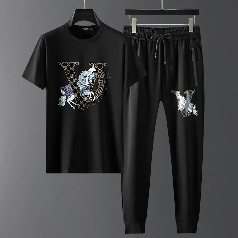 

Luxury brand 2023 New Summer Hot Drill Short Sleeve Casual Suit Male Ice Silk Sports Handsome Pair with a Fashion