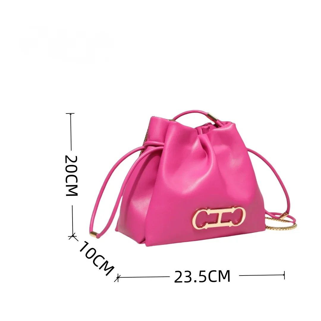 Sac seau tendance CH Fashion avec lettres