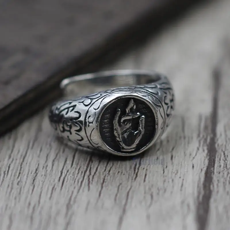 

Мужское и женское кольцо из серебра 925 пробы