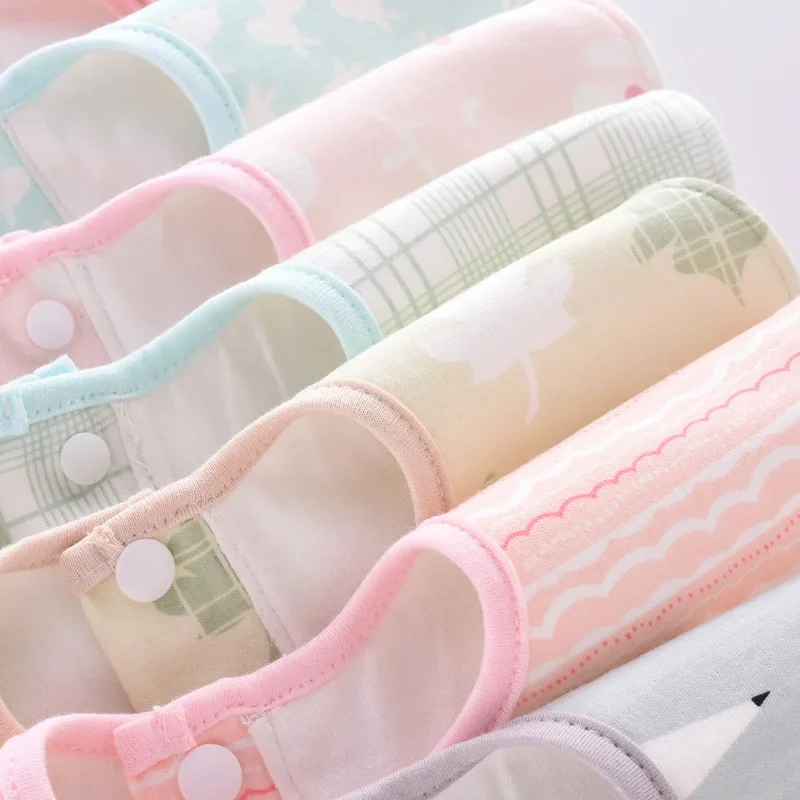 Flower Shape Baby Bibs Rotating Fashion Pattern Cartoon Animals Baby Waterproof Cloth Bibs Bandana for Girls Boys Feeding